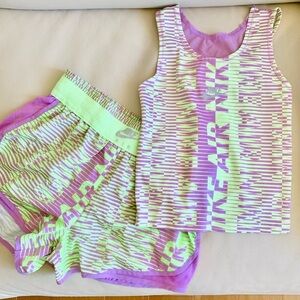 Nike Air Dry Fit set (2 items) Top and bottom shorts purple green excellent cond